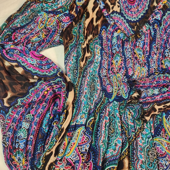 Sunny Leigh Multicolor Paisley and Leopard Blouse - Picture 13 of 14